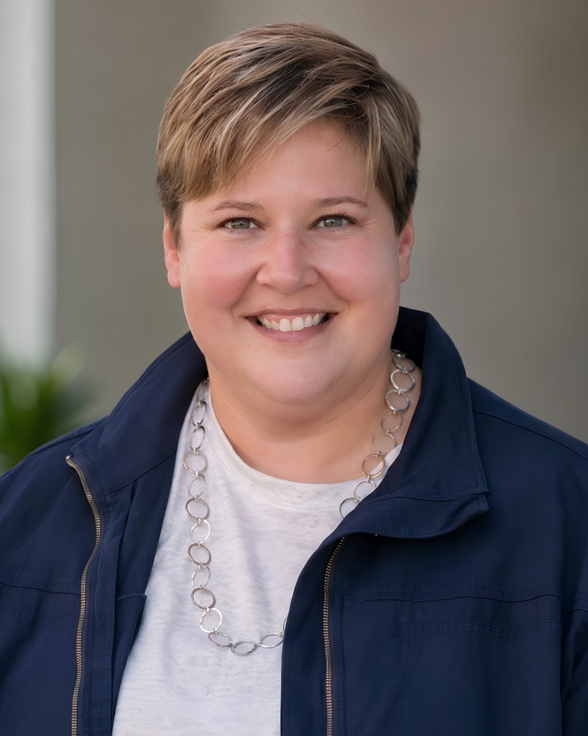 Julie Maynor